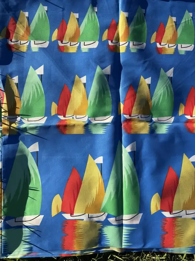 Sailboats multicolor Paravans beach windbreak model
